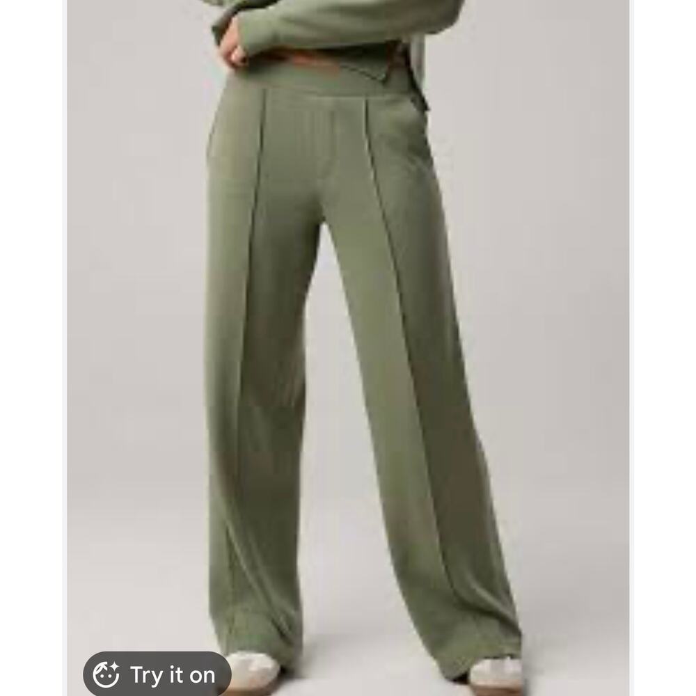 Offline by Aerie Pintuck Wide Legged Pants with Pockets Olive Green Women's S